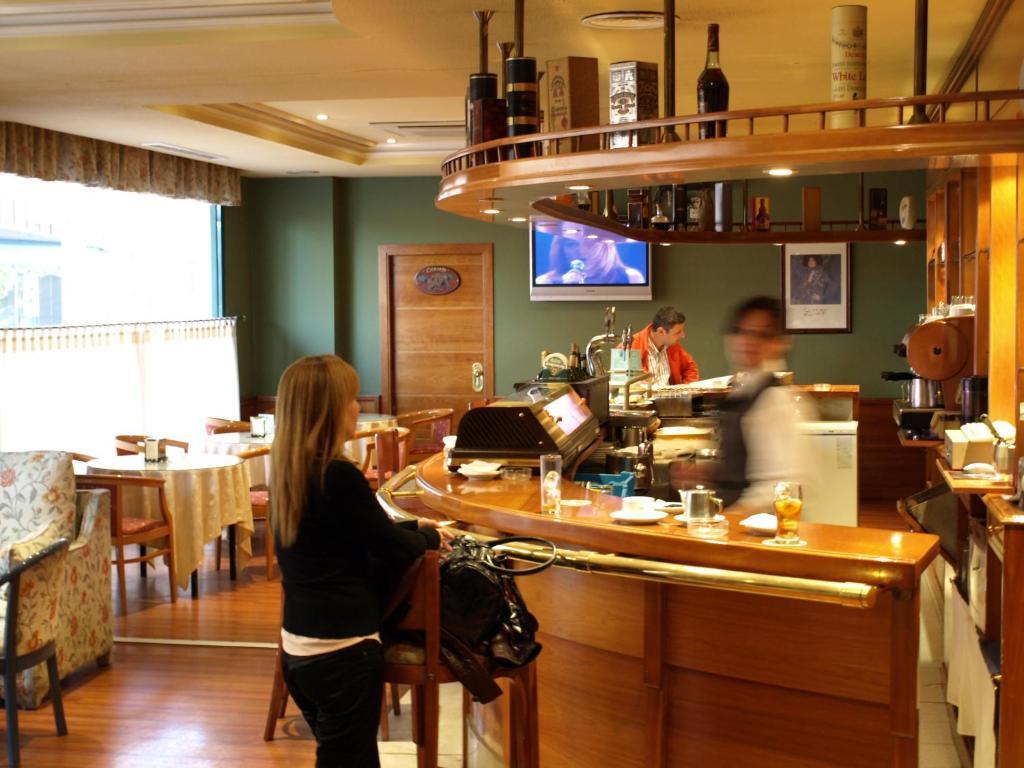 Aeropuerto Ifema Madrid Torre Hogar Premium Hotel